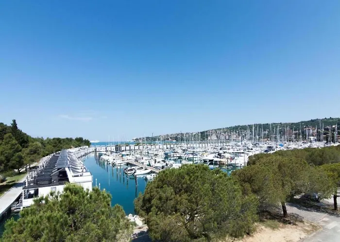 Marina Portoro Family Friendly 2 - Two Bedroom ポルトローシュ